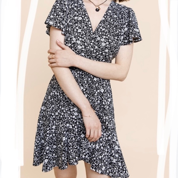 J.ING Women’s Black Abstract Print True Wrap Dress Ruffle Hem Short Sleeve Sz M - Picture 1 of 12